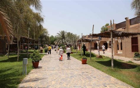 All about Heritage Village Abu Dhabi : Museum, Souk, Beach.
